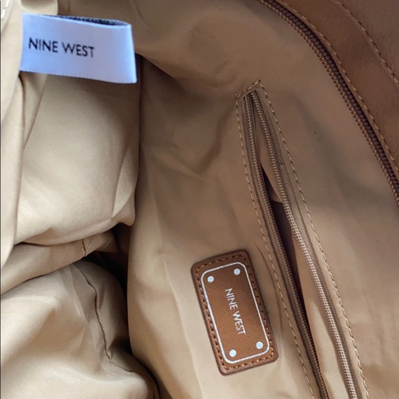 One Nine West "It Girl" Floral Blue Tote - Picture 3 of 12